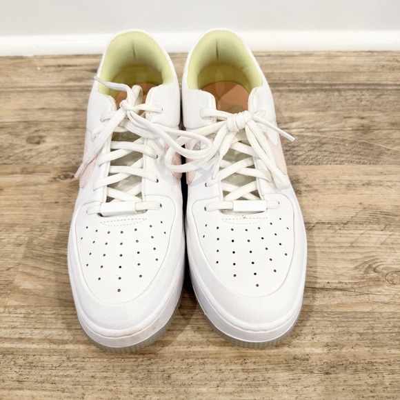 Nike Shoes - Nike Air Force 1 women size 9